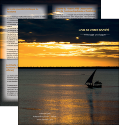 cree depliant 2 volets  4 pages  sejours pirogue couche de soleil mer MID36911