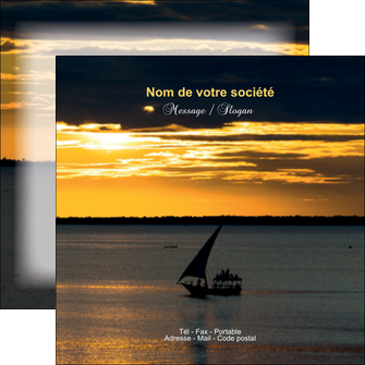 realiser flyers sejours pirogue couche de soleil mer MID36943