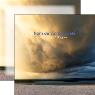 realiser flyers tourisme  plage mer sable MIDBE38751