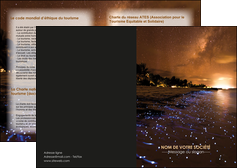 creation graphique en ligne depliant 2 volets  4 pages  tourisme  plage bord de mer couche de soleil MIDBE39219