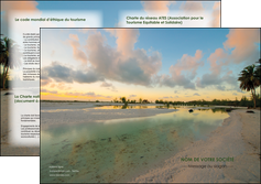 faire depliant 2 volets  4 pages  tourisme  plage bord de mer arbre MIDBE39321
