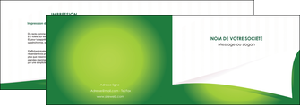 realiser depliant 2 volets  4 pages  vert fond vert abstrait MLIGCH64357