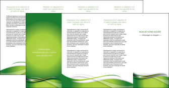 personnaliser maquette depliant 4 volets  8 pages  web design vert fond vert verte MIF73103